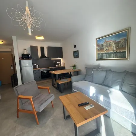 Assato Apartamento